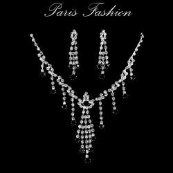PARURE EN STRASS COEUR